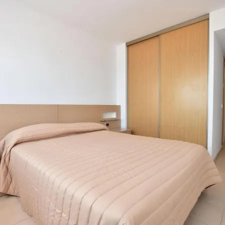 Apartment Els Pins Atico By Interhome